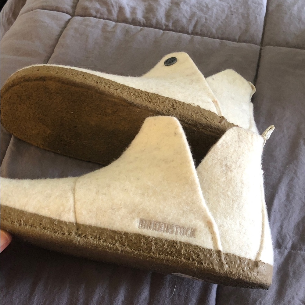 Birkenstock Men's Cream Felt Slip-On Clogs - Picture 3 of 3
